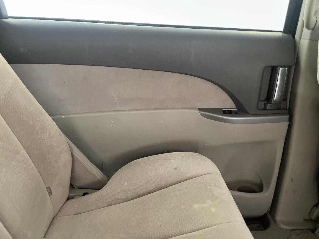 Photo '17' of Toyota Estima E-Four X Hybrid Photo '17' of Toyota Estima E-Four X Hybrid