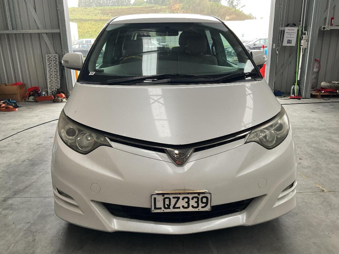 Photo '6' of Toyota Estima Aeras Photo '6' of Toyota Estima Aeras