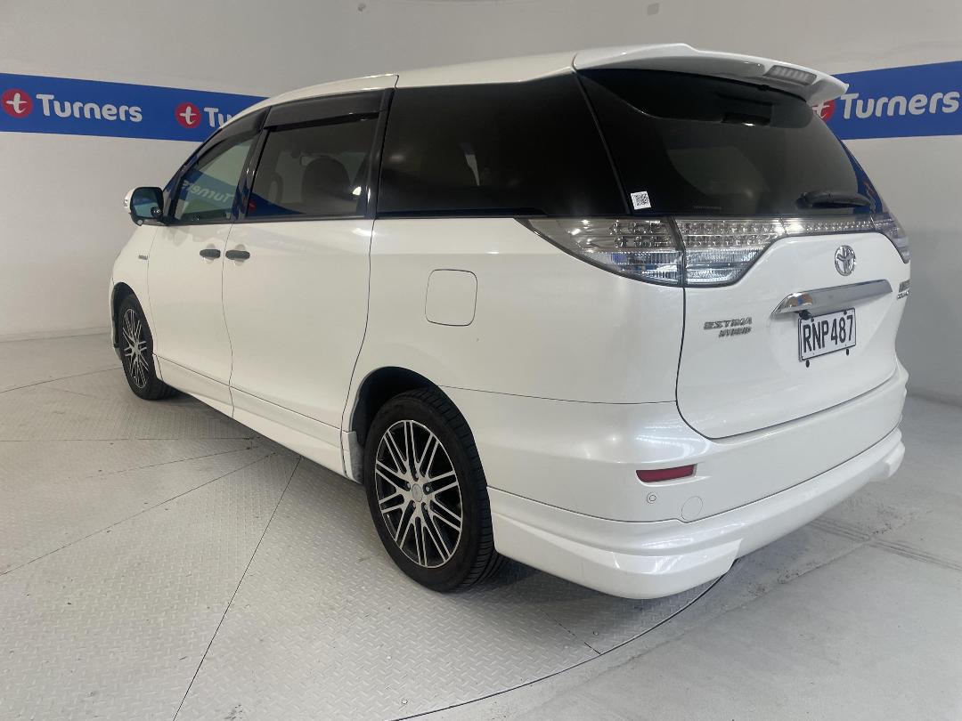 Photo '5' of Toyota Estima Photo '5' of Toyota Estima