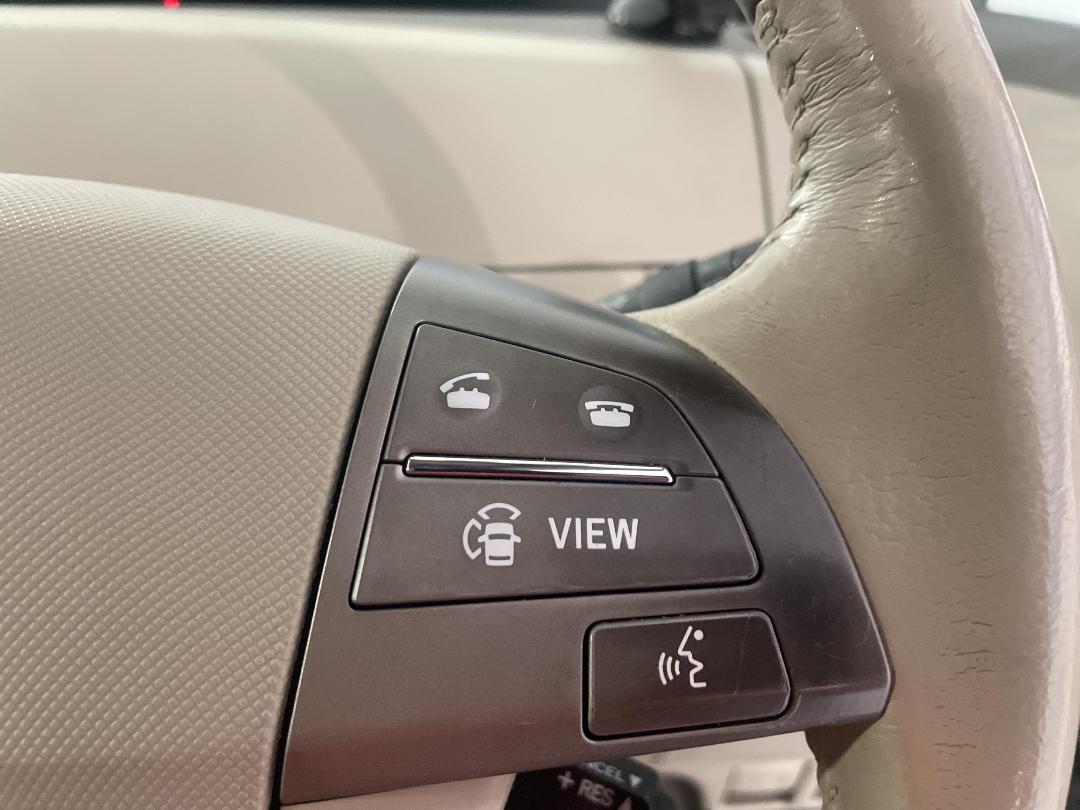 Photo '25' of Toyota Estima Photo '25' of Toyota Estima