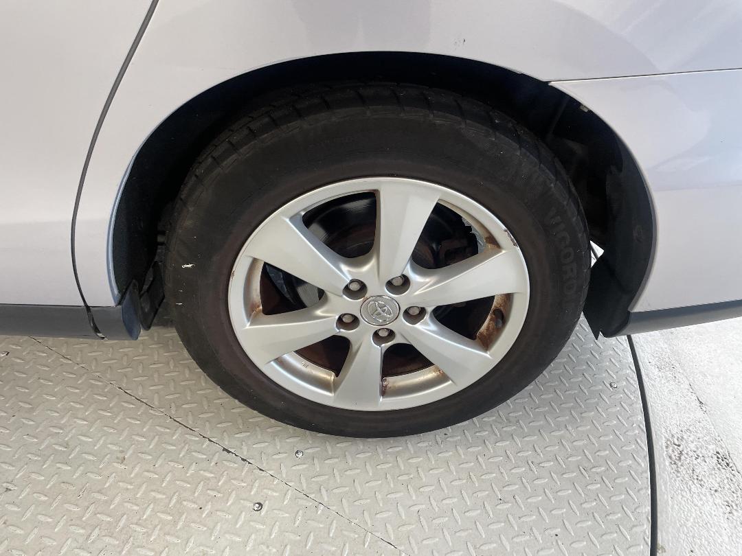 Photo '11' of Toyota Estima