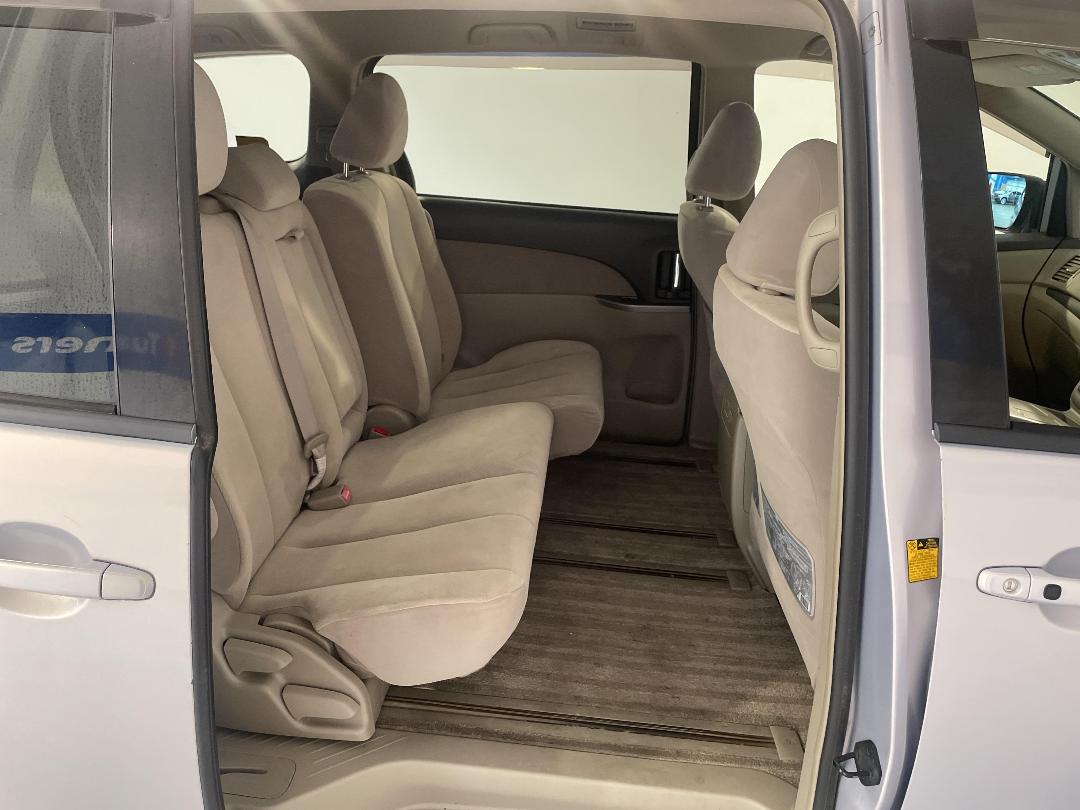 Photo '20' of Toyota Estima