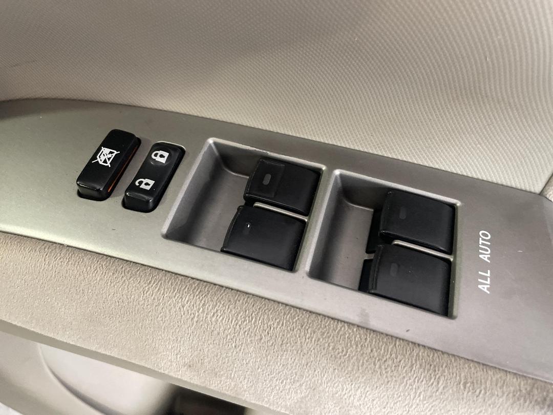 Photo '24' of Toyota Estima