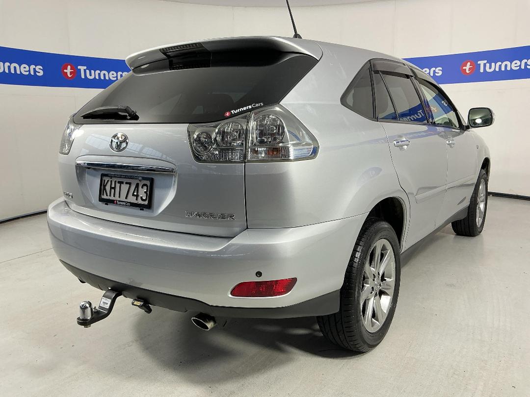 Photo '7' of Toyota Harrier