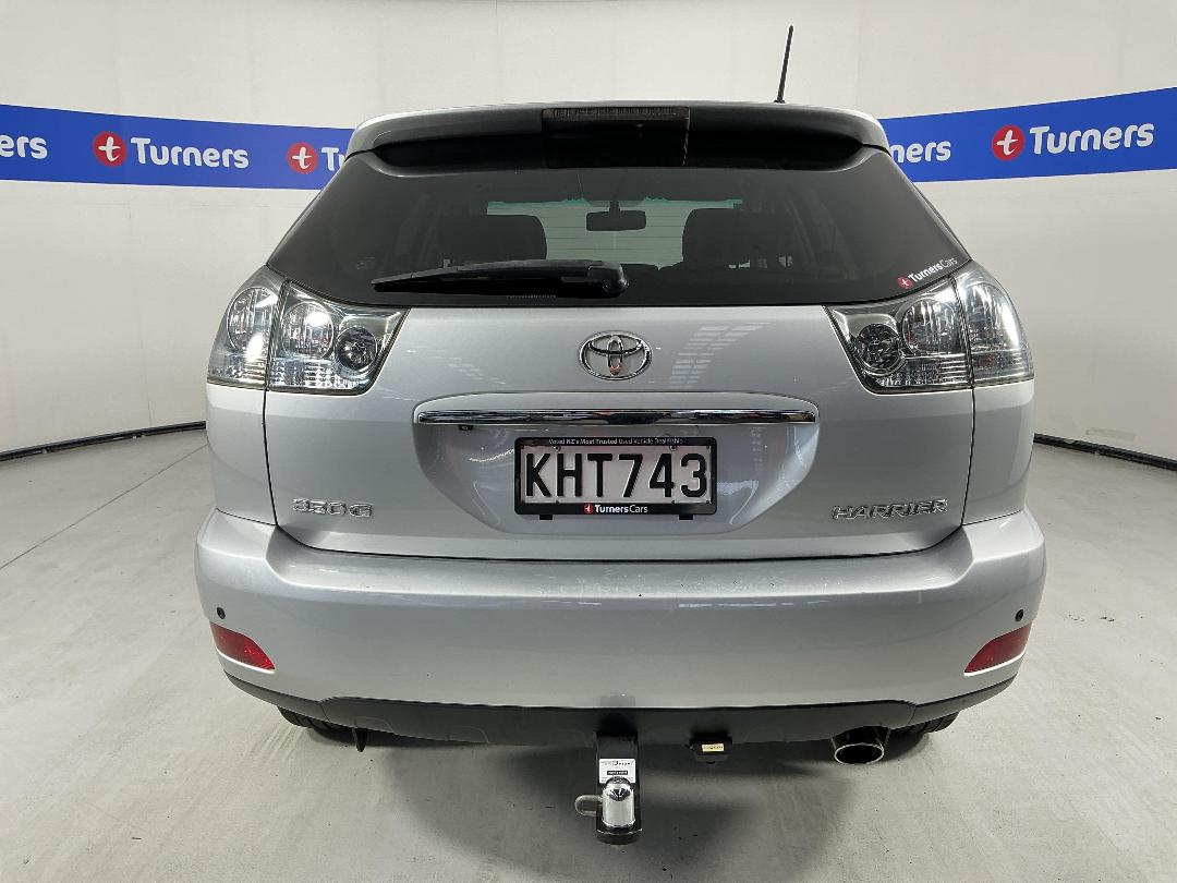 Photo '6' of Toyota Harrier