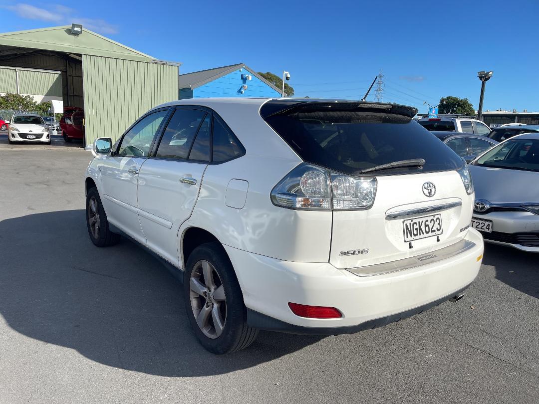 Photo '7' of Toyota Harrier 350G