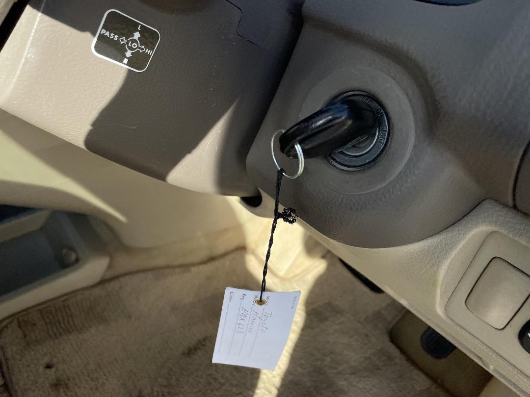 Photo '11' of Toyota Harrier 350G