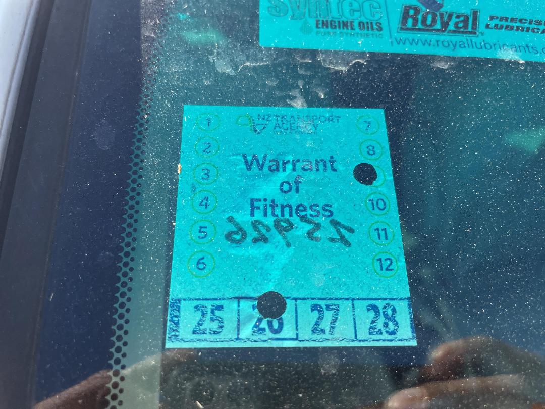 Photo '15' of Toyota Harrier 350G