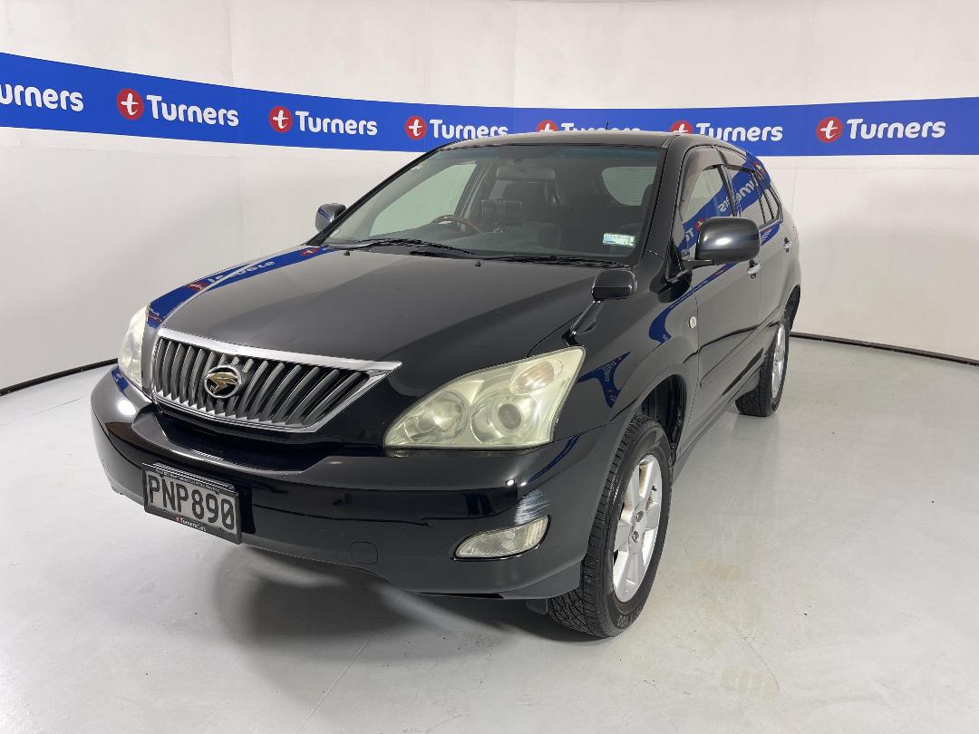 Photo '4' of Toyota Harrier