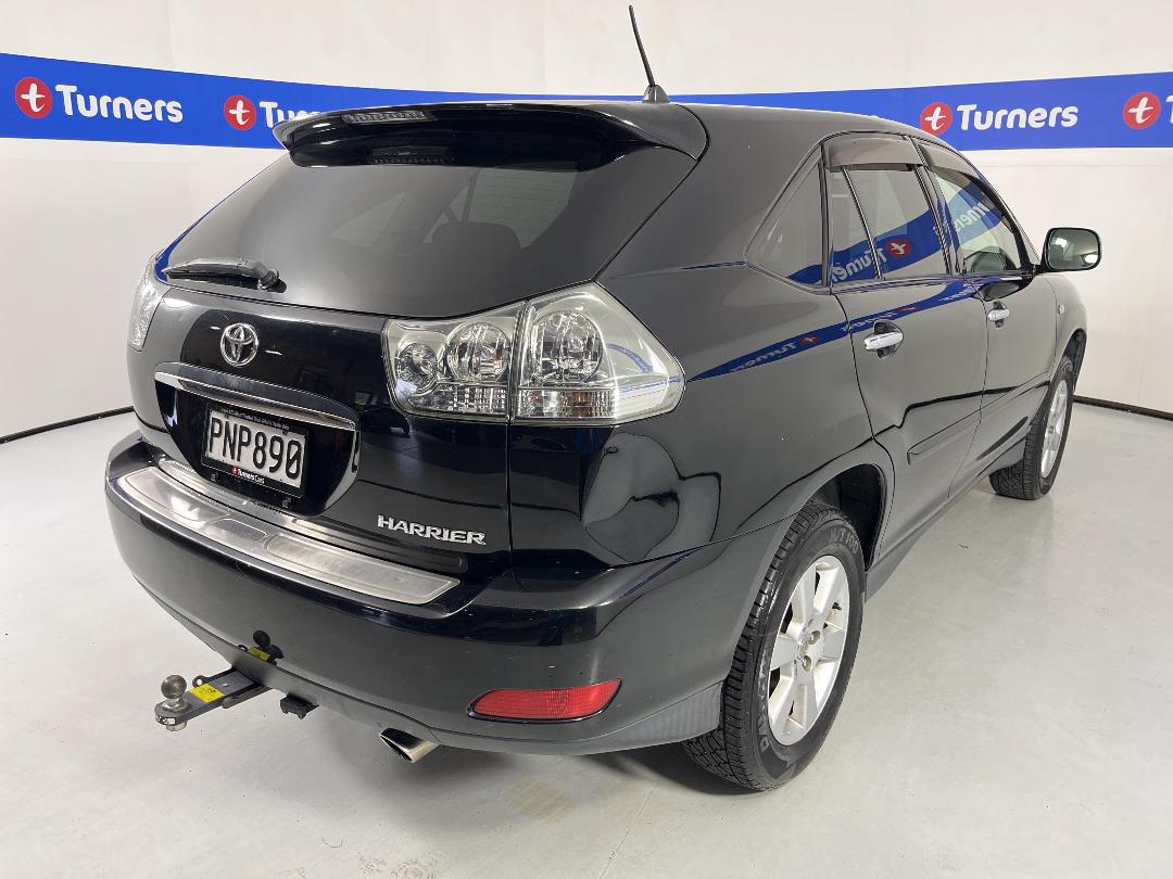 Photo '7' of Toyota Harrier