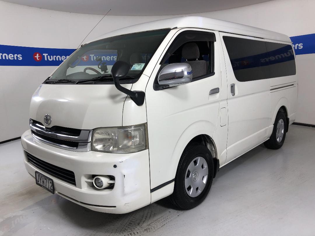 Photo '4' of Toyota Hiace