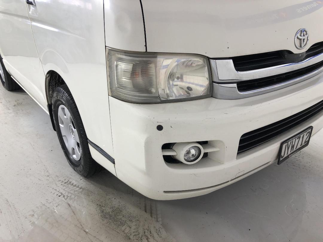 Photo '26' of Toyota Hiace