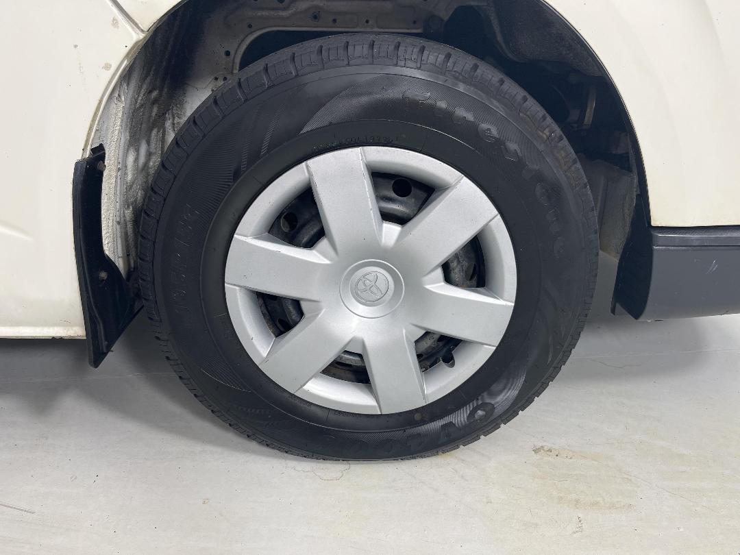 Photo '9' of Toyota Hiace