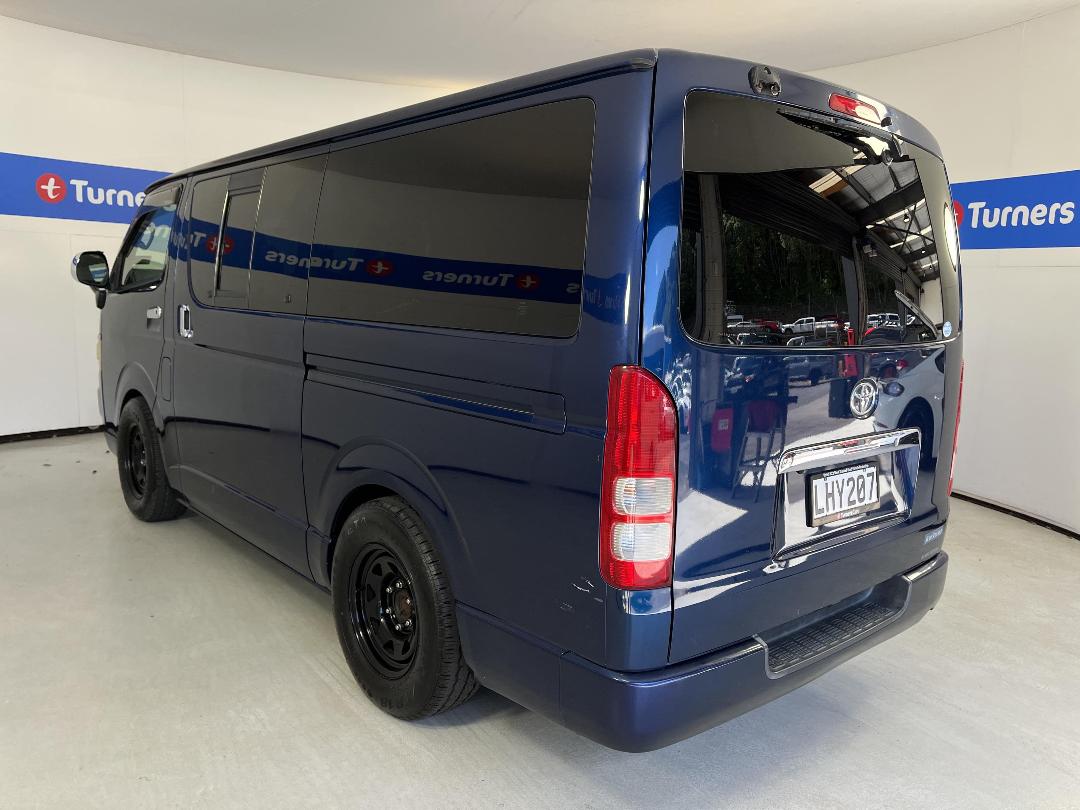 Photo '5' of Toyota Hiace Photo '5' of Toyota Hiace