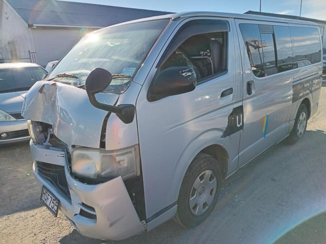 Photo '3' of Toyota Hiace Photo '3' of Toyota Hiace