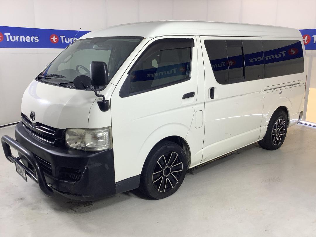 Photo '4' of Toyota Hiace
