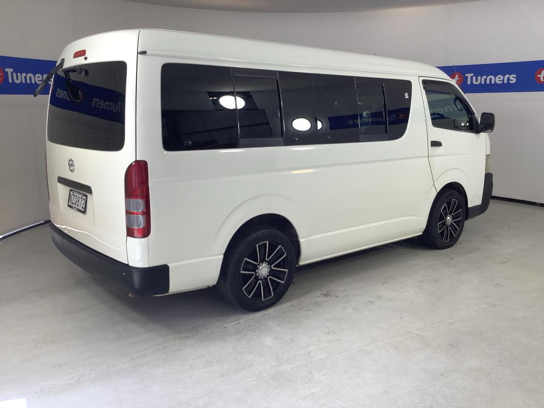 Photo '7' of Toyota Hiace