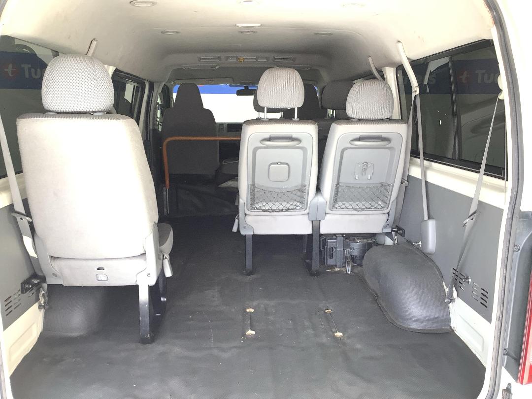 Photo '14' of Toyota Hiace