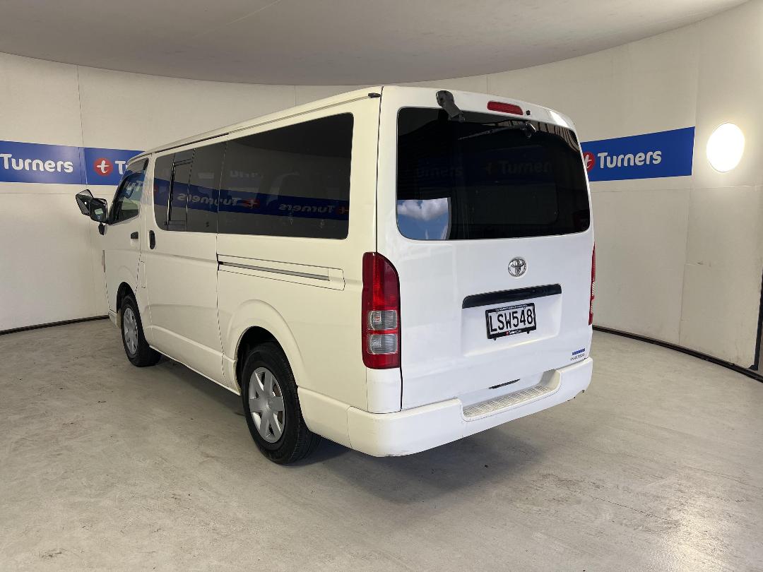 Photo '5' of Toyota Hiace