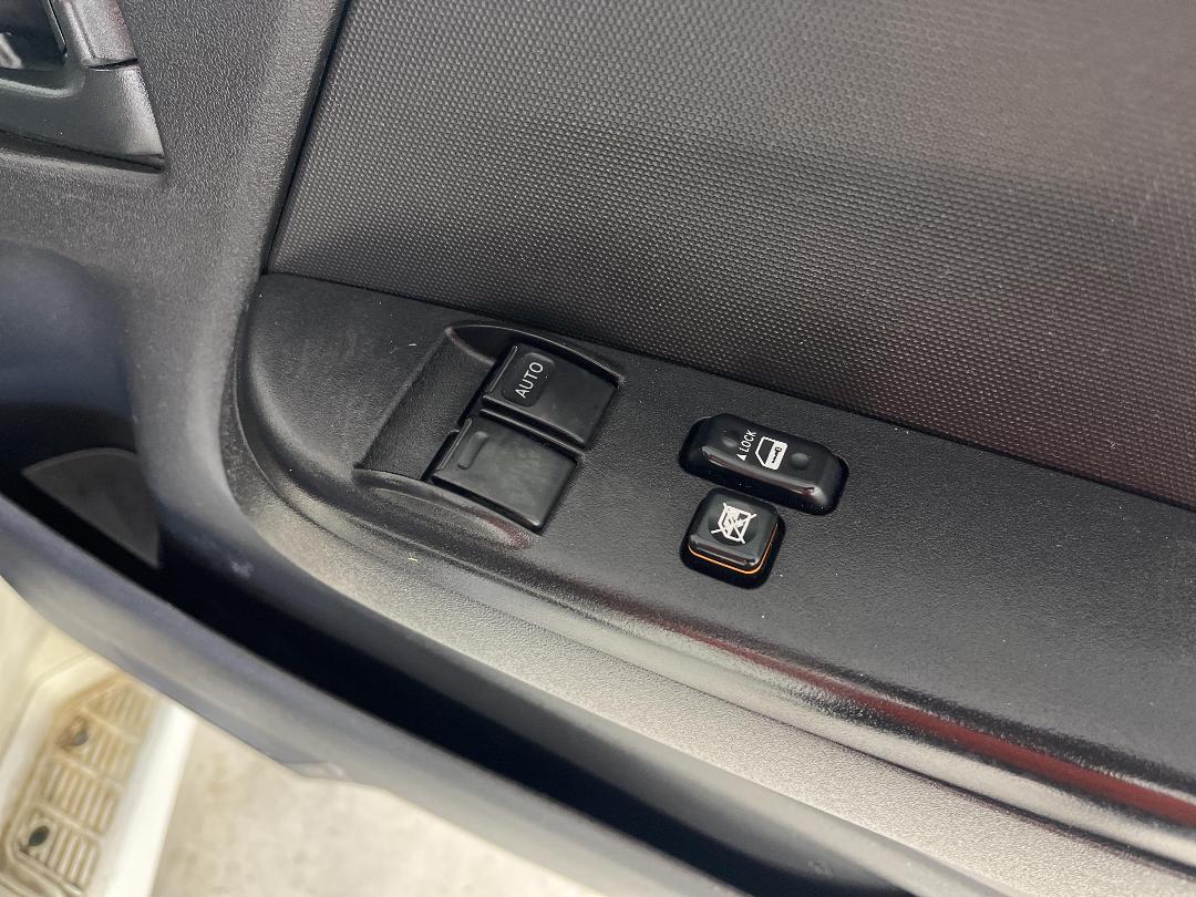 Photo '23' of Toyota Hiace