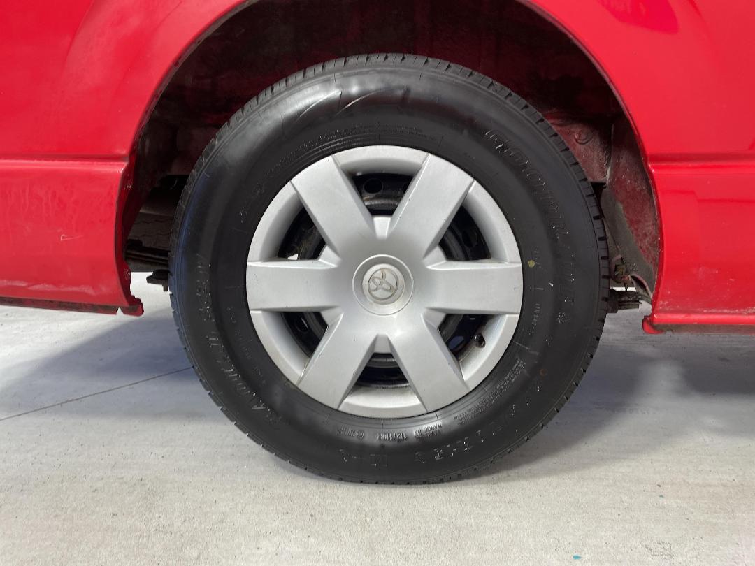 Photo '12' of Toyota Hiace Photo '12' of Toyota Hiace