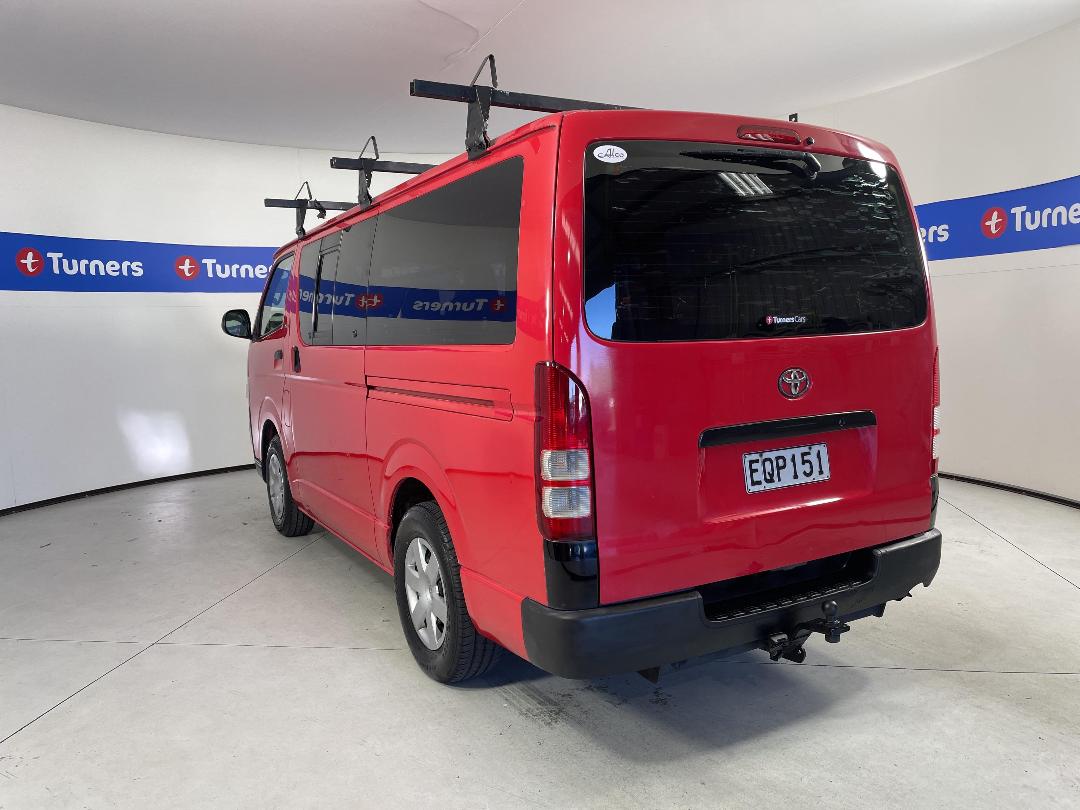 Photo '5' of Toyota Hiace Photo '5' of Toyota Hiace