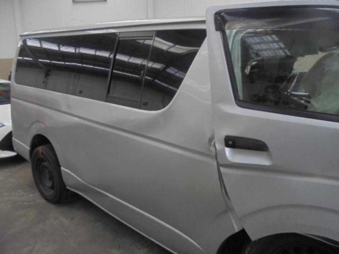 Photo '8' of Toyota Hiace Photo '8' of Toyota Hiace