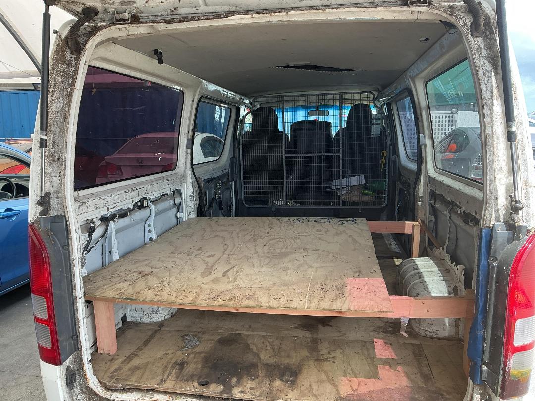 Photo '6' of Toyota Hiace Regius Photo '6' of Toyota Hiace Regius