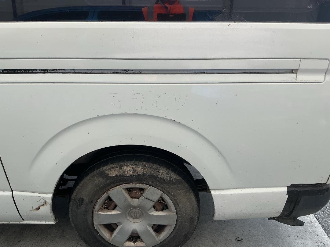 Photo '20' of Toyota Hiace Regius Photo '20' of Toyota Hiace Regius