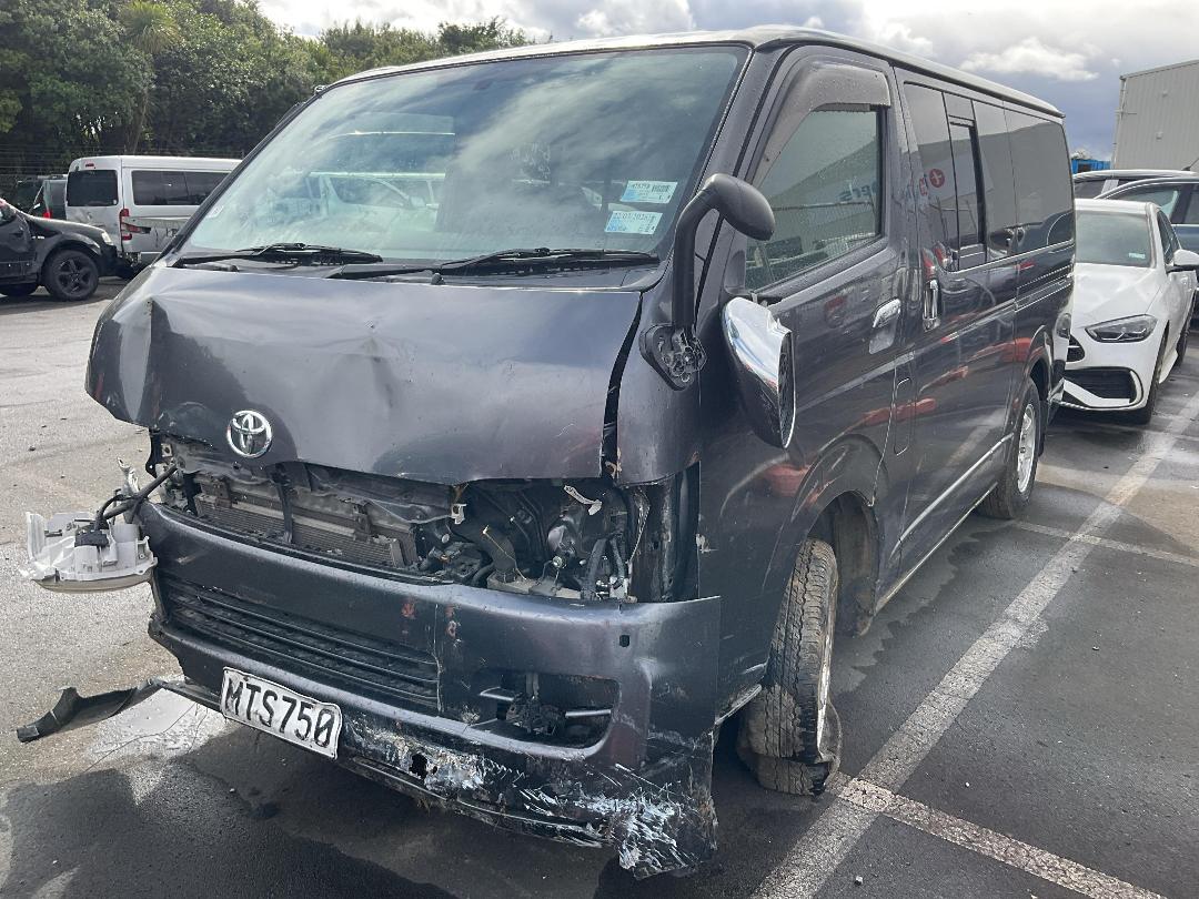 Photo '2' of Toyota Hiace Photo '2' of Toyota Hiace