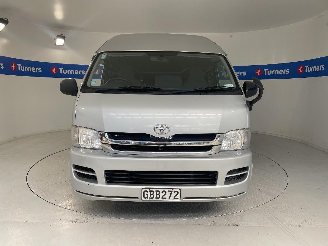 Photo '2' of Toyota Hiace