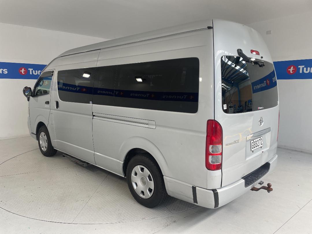 Photo '5' of Toyota Hiace