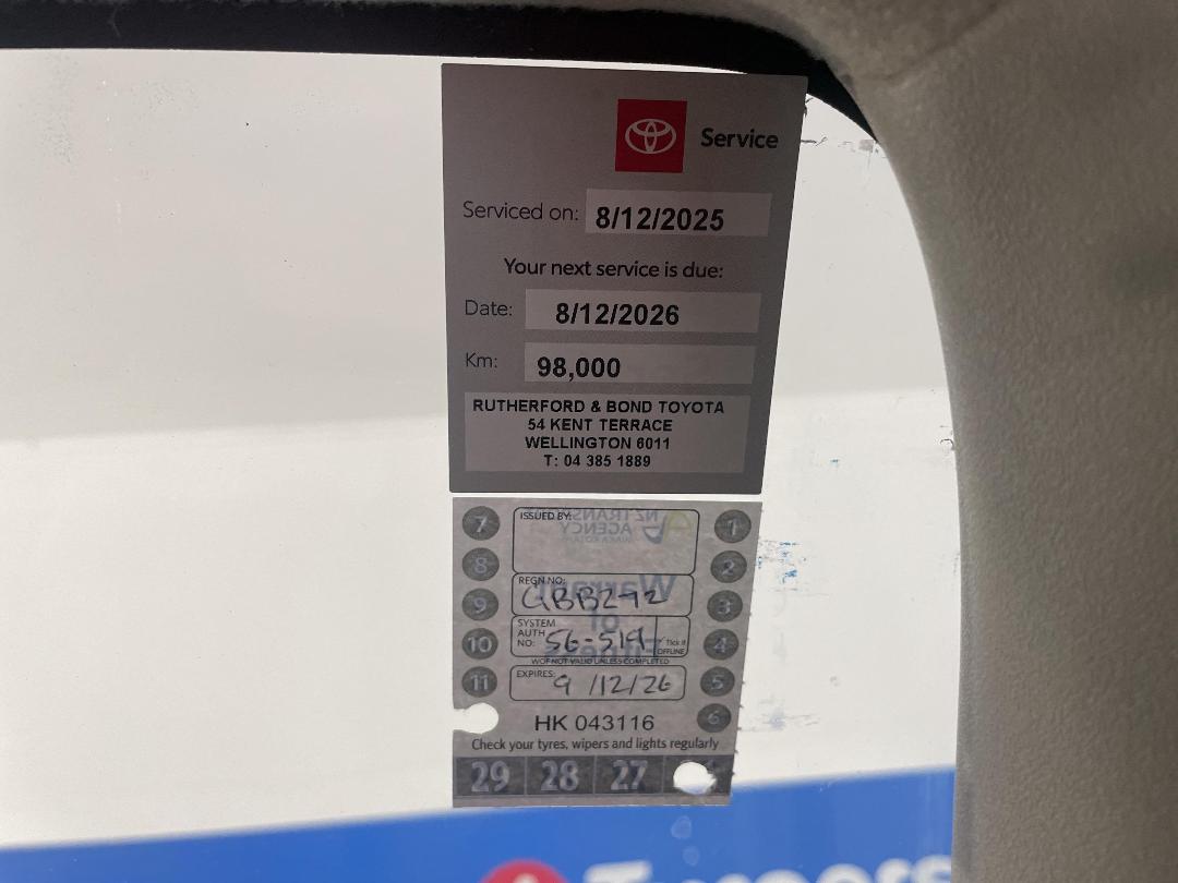 Photo '30' of Toyota Hiace