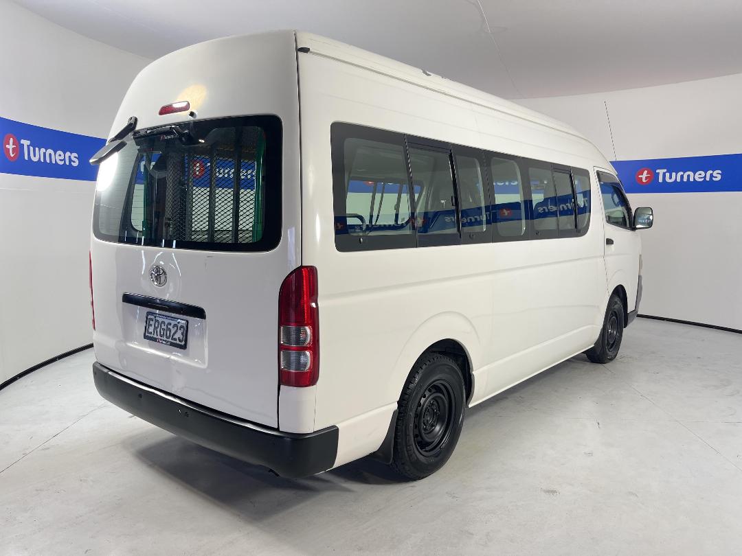 Photo '7' of Toyota Hiace