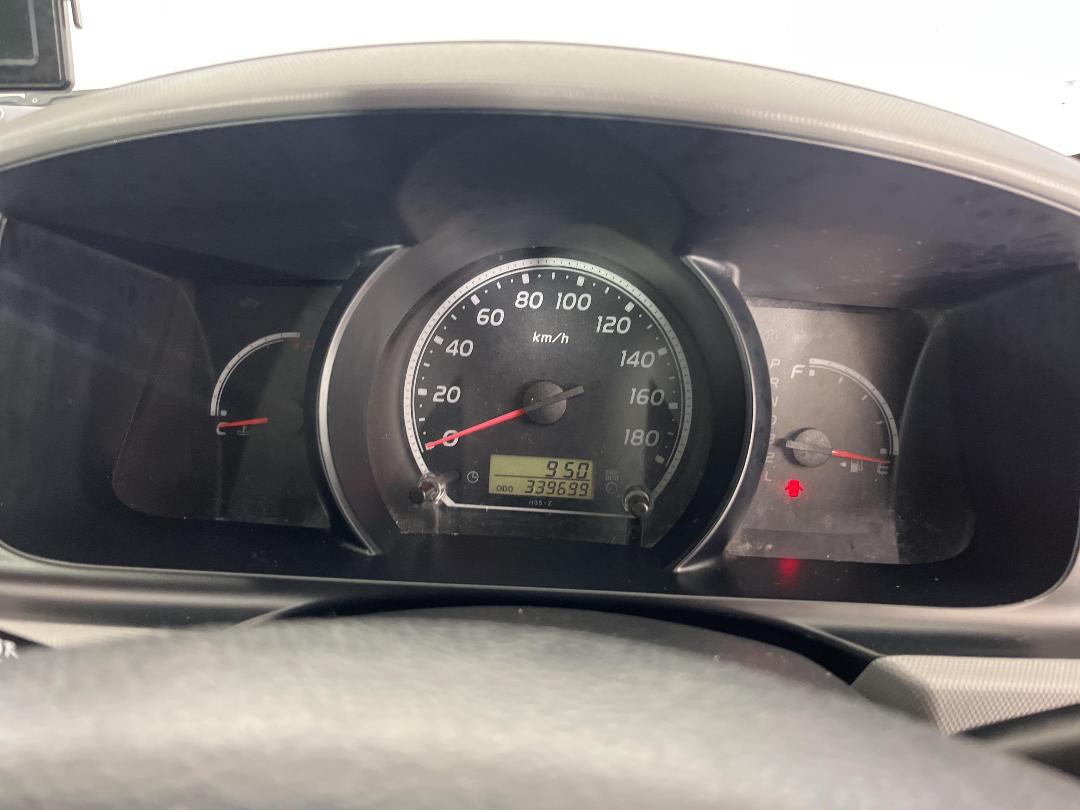 Photo '18' of Toyota Hiace