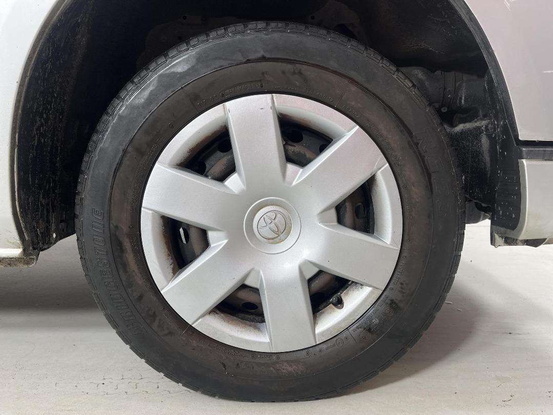 Photo '9' of Toyota Hiace