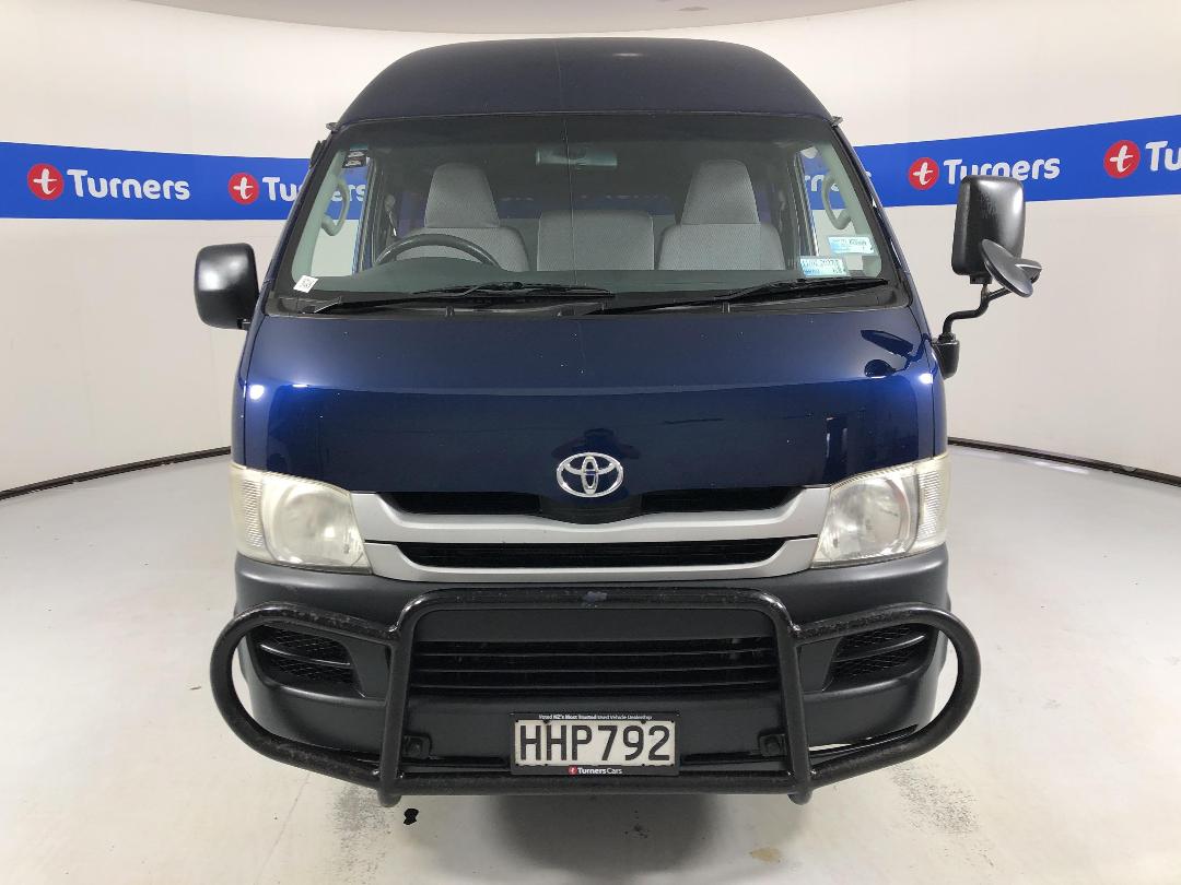 Photo '2' of Toyota Hiace