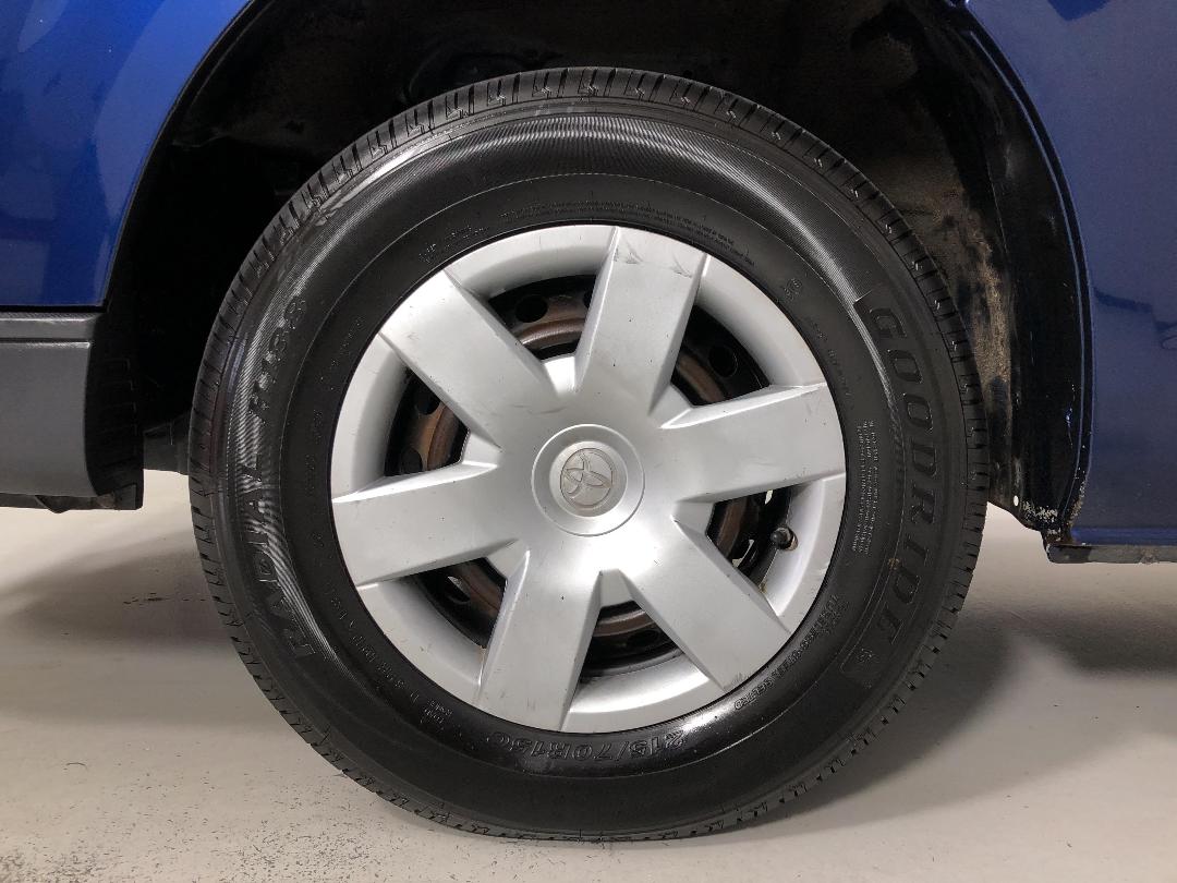 Photo '10' of Toyota Hiace