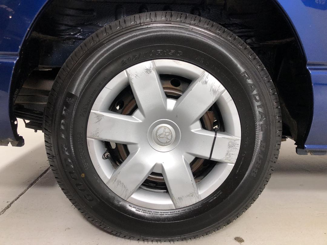 Photo '12' of Toyota Hiace