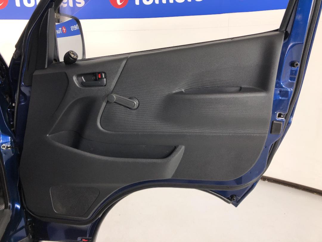 Photo '15' of Toyota Hiace