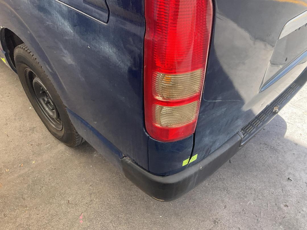 Photo '15' of Toyota Hiace Photo '15' of Toyota Hiace