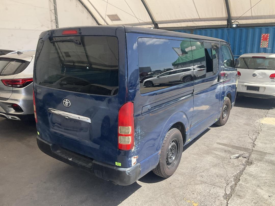 Photo '17' of Toyota Hiace Photo '17' of Toyota Hiace