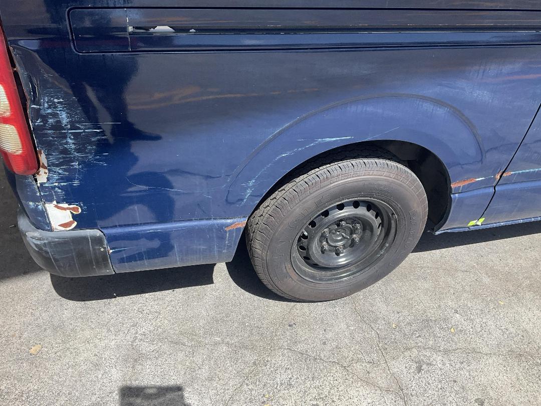 Photo '18' of Toyota Hiace Photo '18' of Toyota Hiace