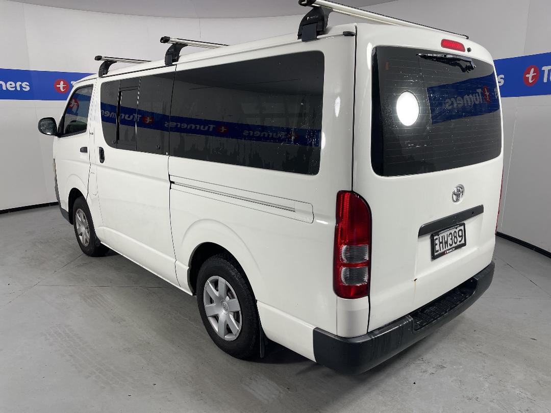 Photo '5' of Toyota Hiace Photo '5' of Toyota Hiace