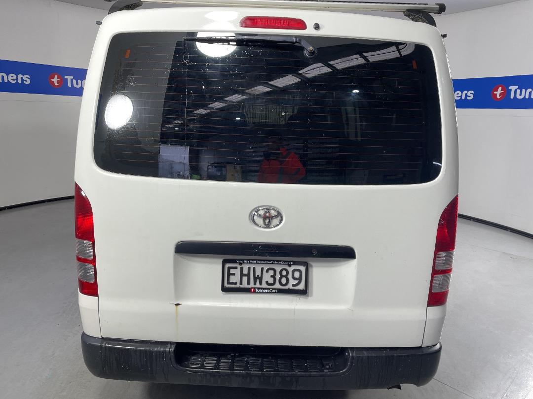 Photo '6' of Toyota Hiace Photo '6' of Toyota Hiace