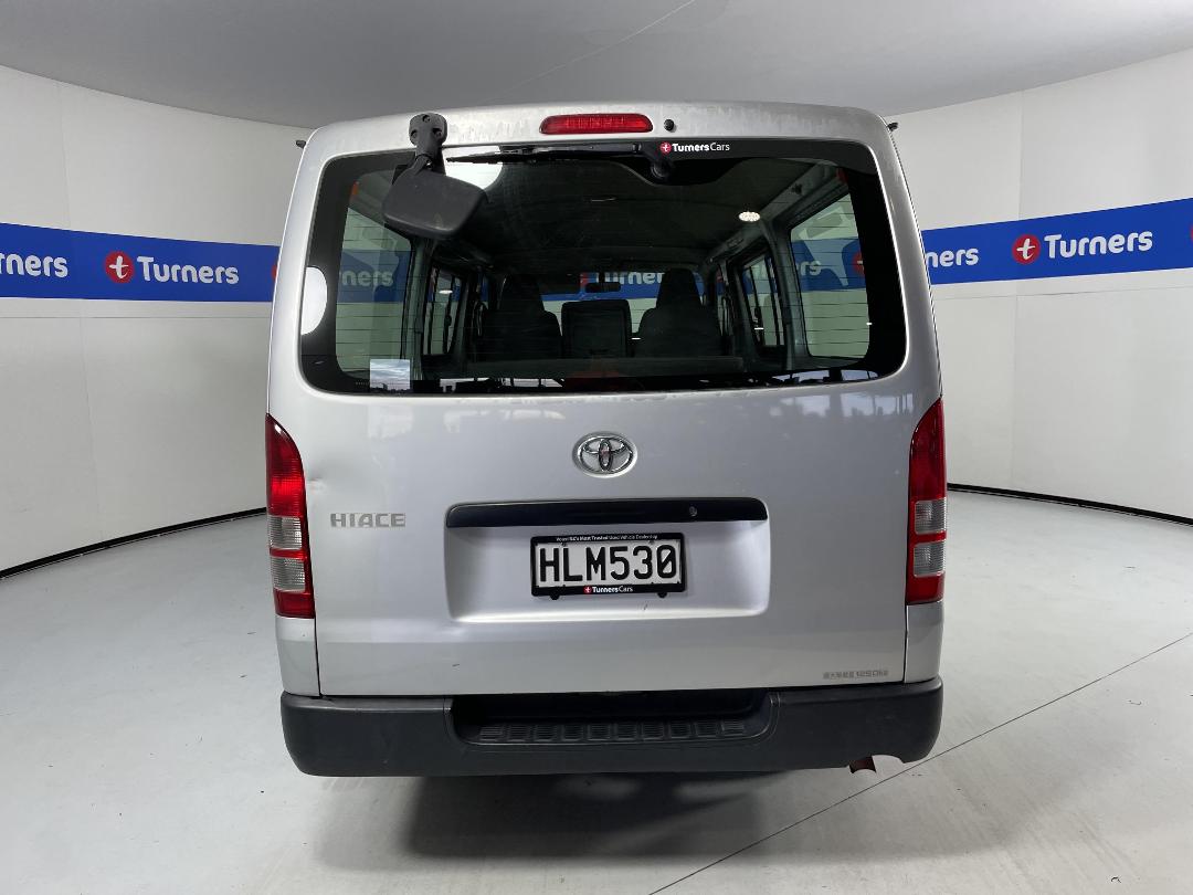 Photo '6' of Toyota Hiace