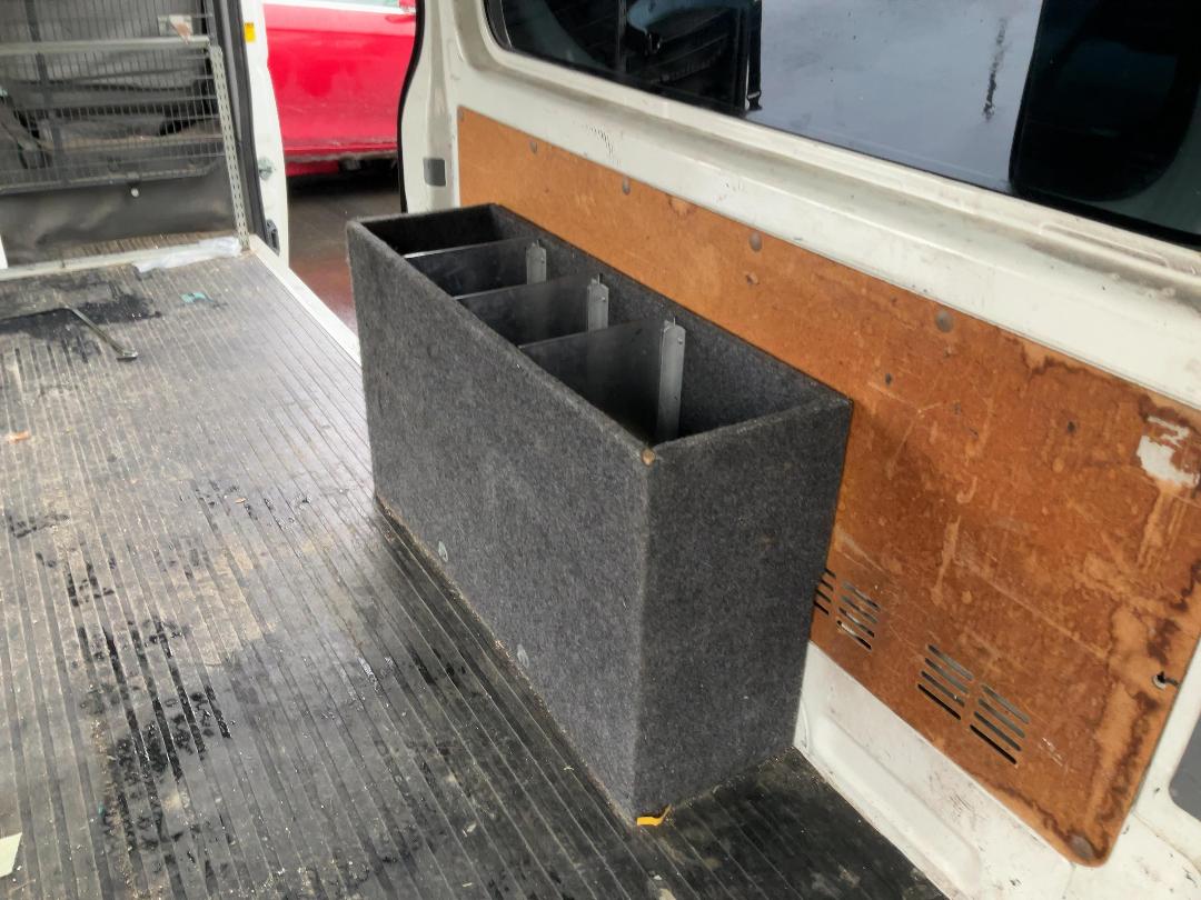 Photo '18' of Toyota Hiace ZL