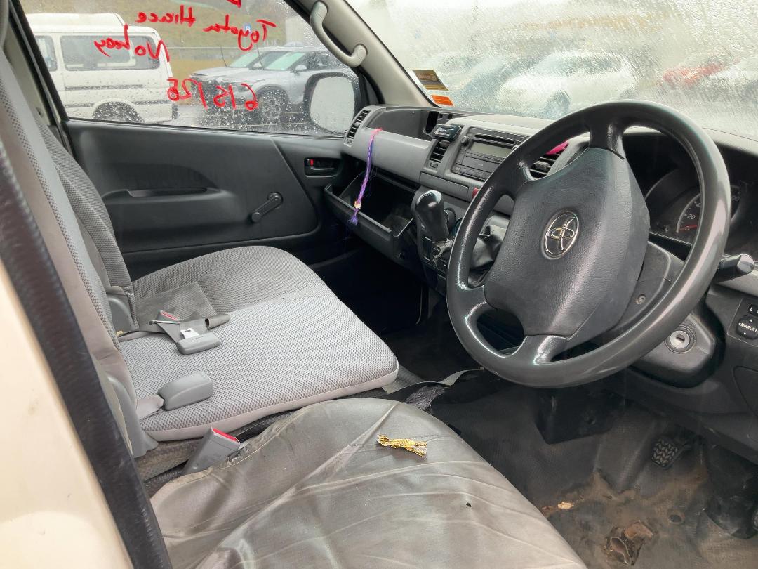 Photo '11' of Toyota Hiace ZL