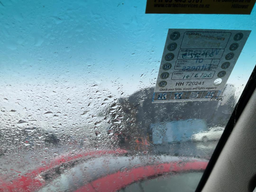 Photo '23' of Toyota Hiace ZL