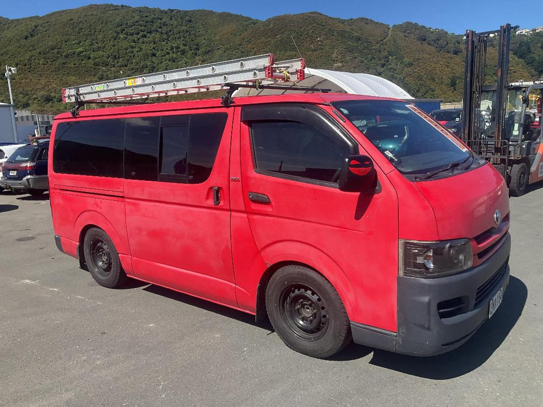 Photo '6' of Toyota Hiace T ZL